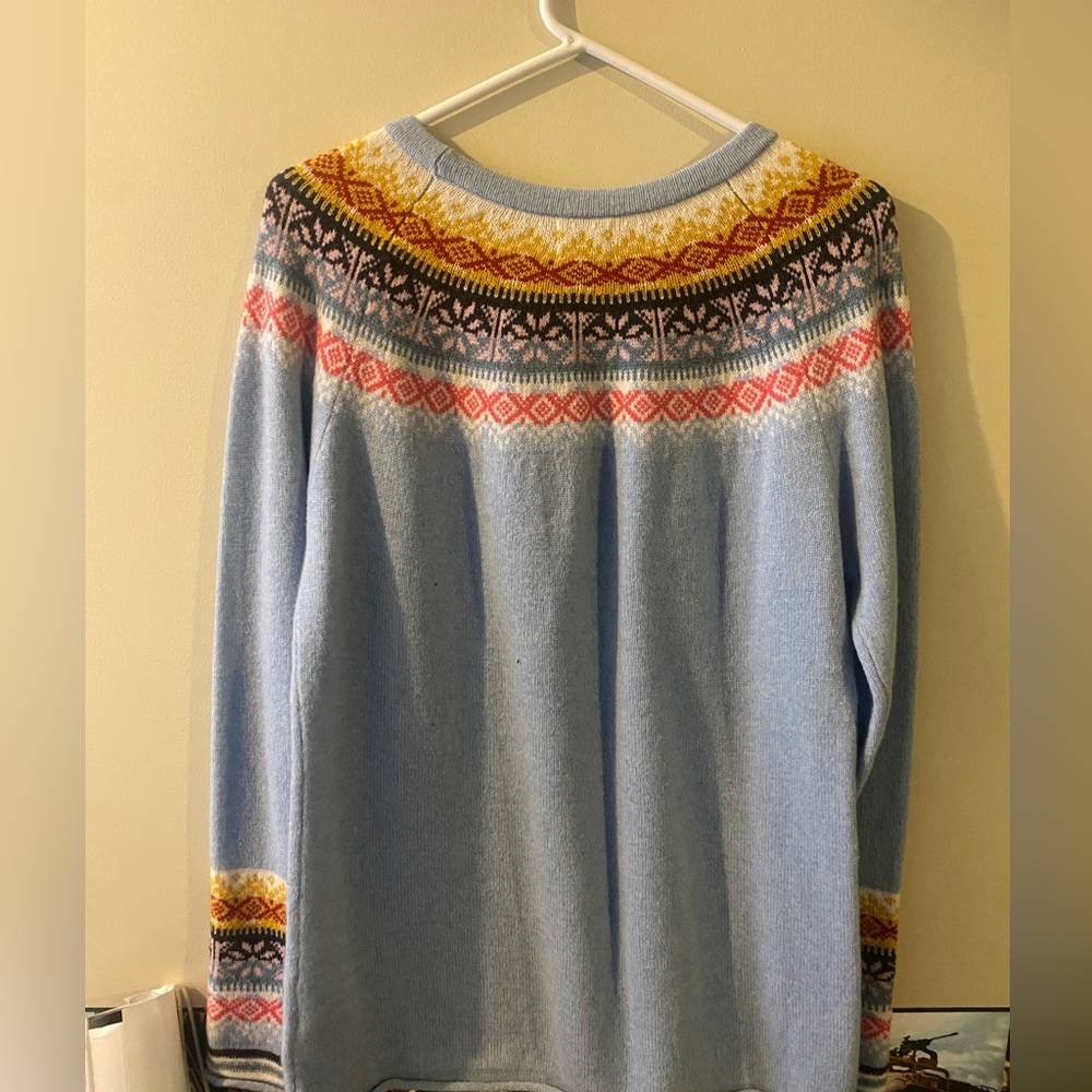 Like new - wool fairisle sweater